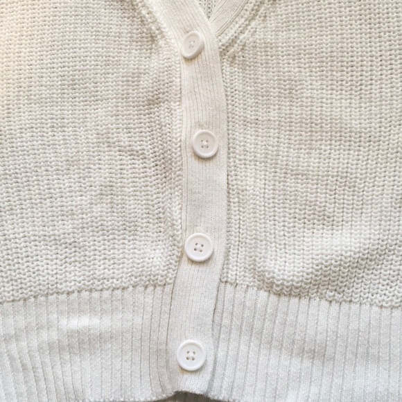 American Eagle Sweater Size S - Picture 3 of 6